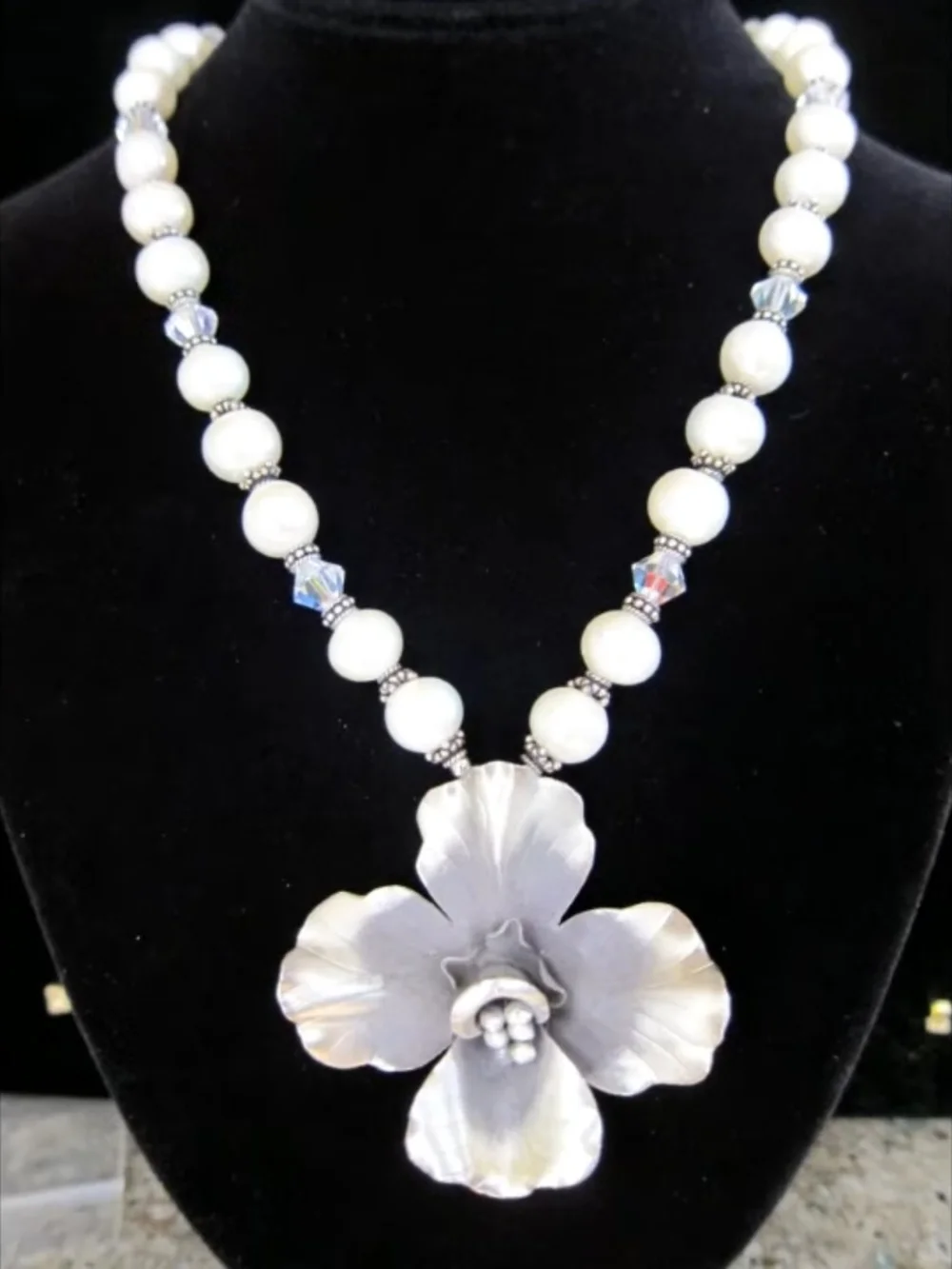 Handcrafted HillTribe/Bali SS/Freshwater Pearl Pendant Statement Necklace